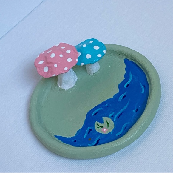 Hand Crafted Other - 🍄 Mushroom Jewelry/Trinket Dish 🍄